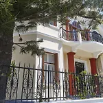 Πανσιόν Sanyan - Adults Only Rhodes City