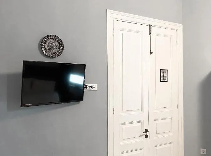 Sanyan - Adults Only Affittacamere Rhodes City